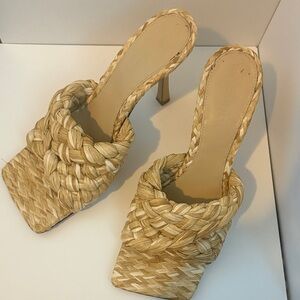 Bottega Veneta Woven Beige Heels